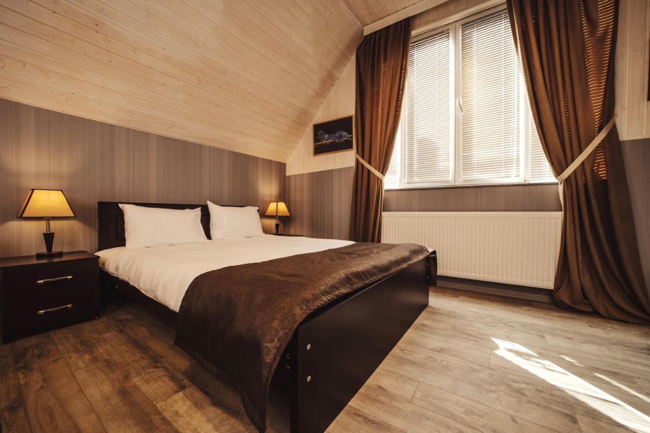 Rustaveli Apartment With Gym Tbiliszi Kültér fotó
